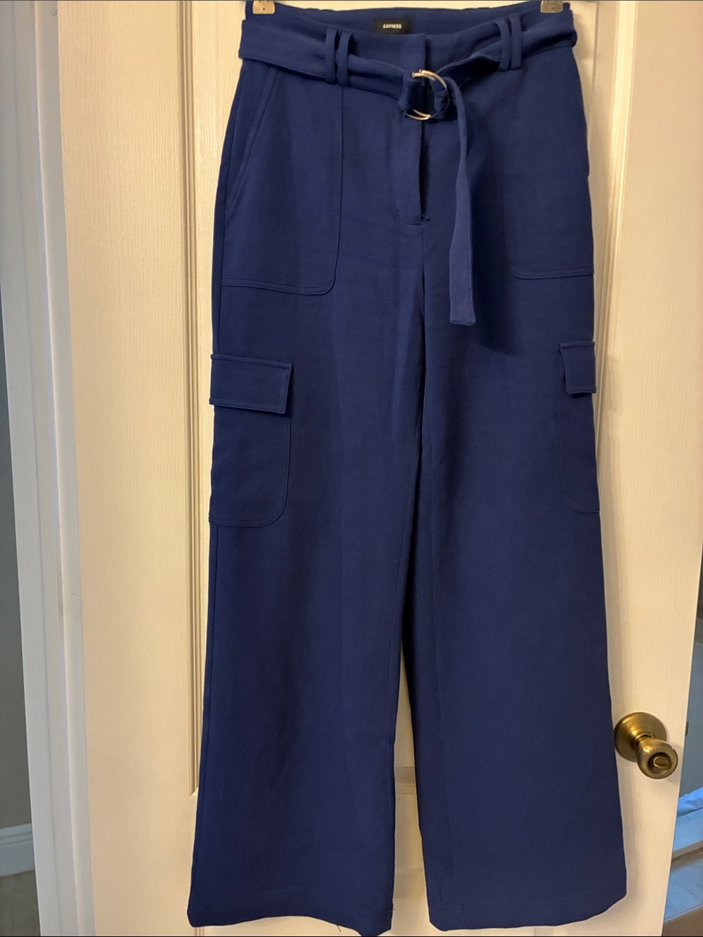 Express Wide-Leg Cargo Pants with Belt - Navy Blue
